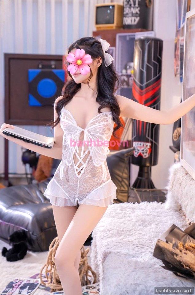 Vy Anh, 21 tuổi: 700k, 1m62, 49kg – Quận 10, Sài Gòn – ảnh 17