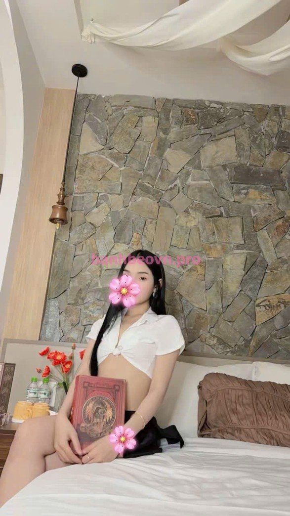 Linh Linh, 23 tuổi: 1tr, 1m63, 46kg – Quận 10, Sài Gòn – ảnh 6