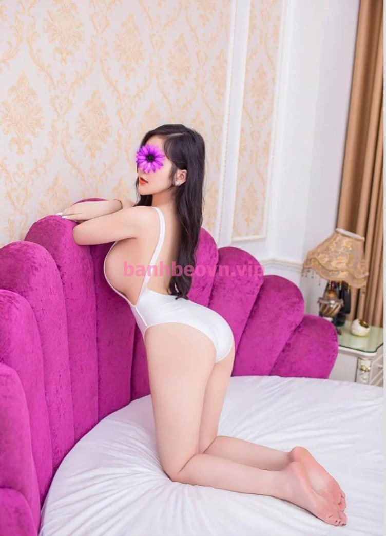 Gái Dâm, 28 tuổi: 200k, 1m60, 48kg – Quận 7, Sài Gòn – ảnh 2