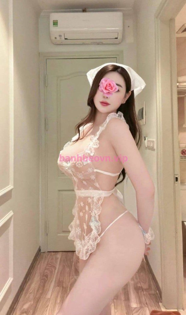 Trâm Anh, 21 tuổi: 400k, 1m65, 52kg – Quận 2, Sài Gòn – ảnh 3