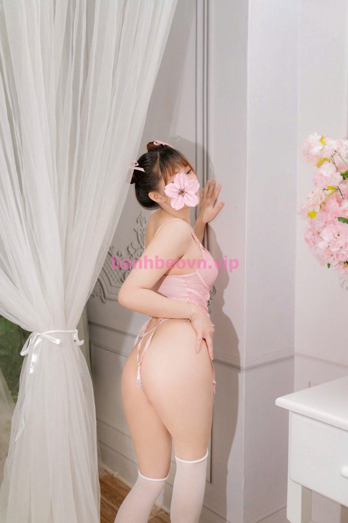 Phương Nhi, 19 tuổi: 500k, 1m56, 54kg – Quận 10, Sài Gòn – ảnh 3
